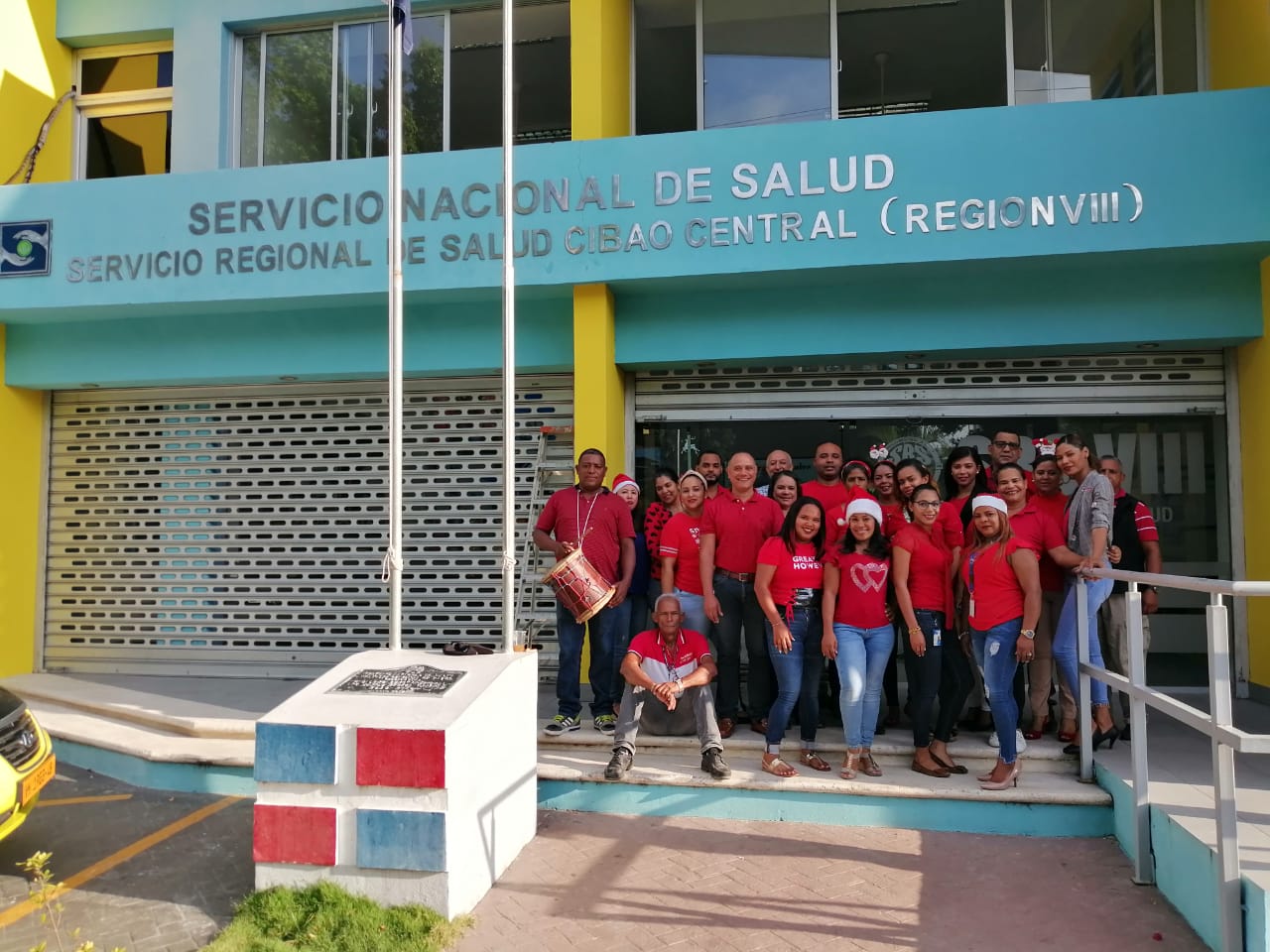 Read more about the article Servicio Regional de Salud Cibao Central le da la bienvenida a la navidad mediante un rico jengibre