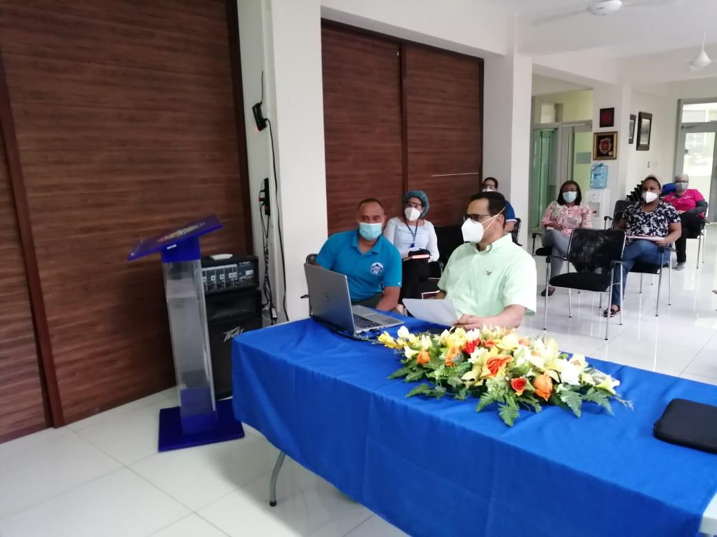 Reunión virtual con los directores de los CEAS de la Región Cibao Central.