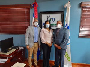 Read more about the article Hospital Regional Dr. Luis Morillo King y ARS Semma firman convenio