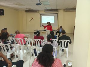 Read more about the article Taller de Seguimiento de las Estrategias HEARTS en Bonao