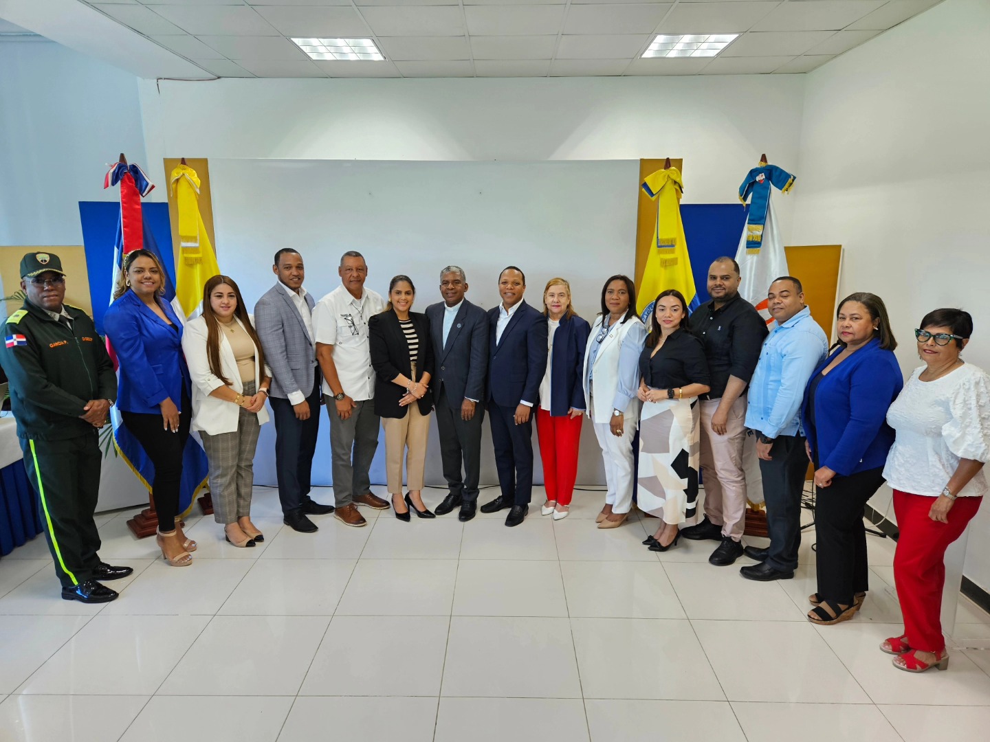 Read more about the article 𝐄𝐧 𝐜𝐚𝐦𝐢𝐧𝐨 𝐡𝐚𝐜𝐢𝐚 𝐮𝐧𝐚 𝐬𝐞𝐠𝐮𝐫𝐢𝐝𝐚𝐝 𝐯𝐢𝐚𝐥 𝐦𝐚́𝐬 𝐬𝐨𝐥𝐢𝐝𝐚