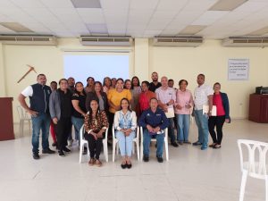 Read more about the article SRS Cibao Sur fortalece la calidad del primer nivel de atención con capacitación en Bonao