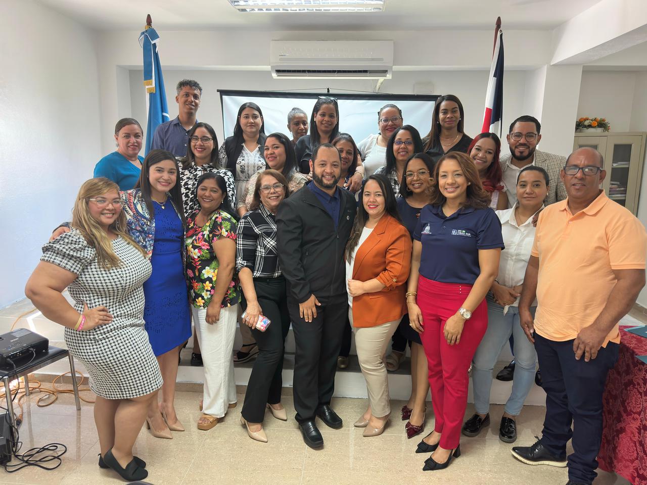 Read more about the article La Vega celebra el Día del Médico Familiar con enfoque en el liderazgo transformador en salud
