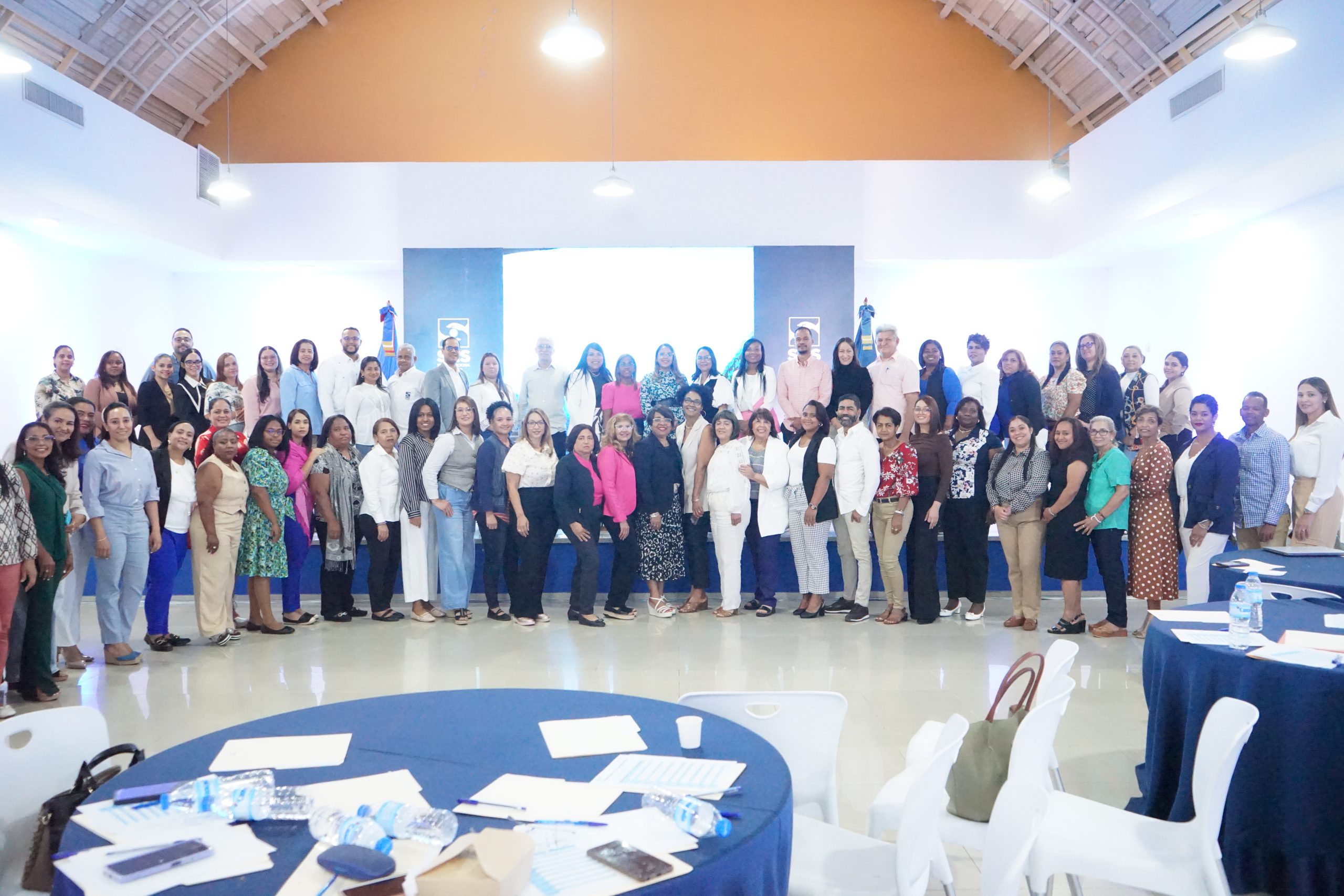 Read more about the article SRS Cibao Sur impulsa transformación en la atención a adolescentes con seminario regional en La Vega